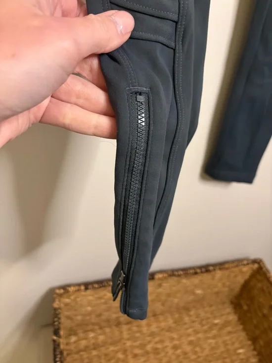 Women’s Athleta Delancey Moto Tight Size XS - Picture 3 of 7